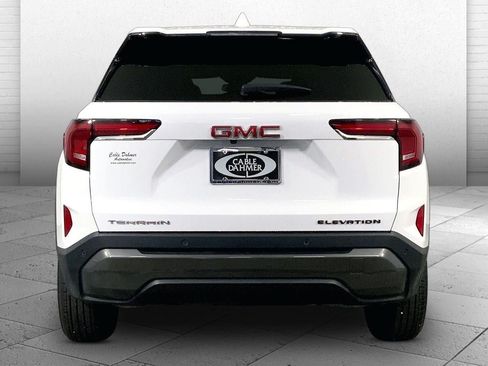 Used 2026 GMC Terrain Elevation FWD image 3