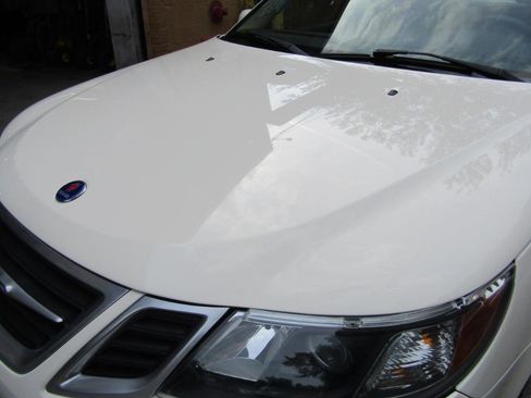 Used 2008 Saab 9-3 2.0T w/ Moonroof Package FWD image 23