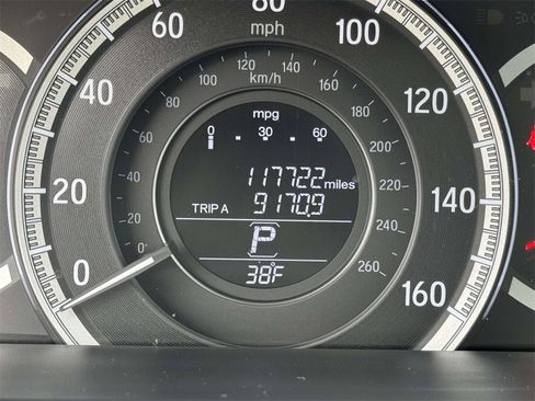 Used 2017 Honda Accord EX image 13