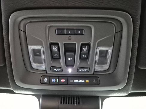 Used 2023 GMC Sierra 1500 Denali w/ Denali Reserve Package AWD/4WD image 24