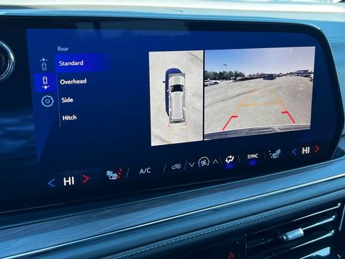 Used 2025 Chevrolet Tahoe LT image 31