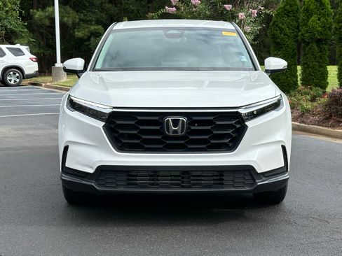 Used 2023 Honda CR-V LX image 3