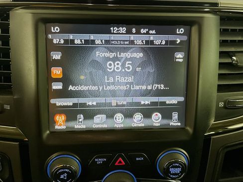 Used 2017 RAM 1500 Sport image 17