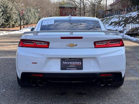 Used 2017 Chevrolet Camaro SS image 22