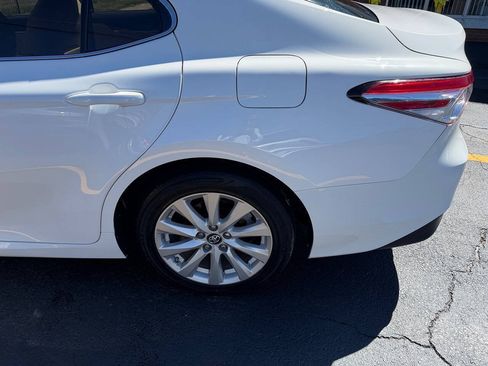 Used 2012 Toyota Prius Two FWD image 10