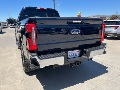 Used 2023 Ford F250 Lariat w/ Tow Technology Package AWD/4WD image 4