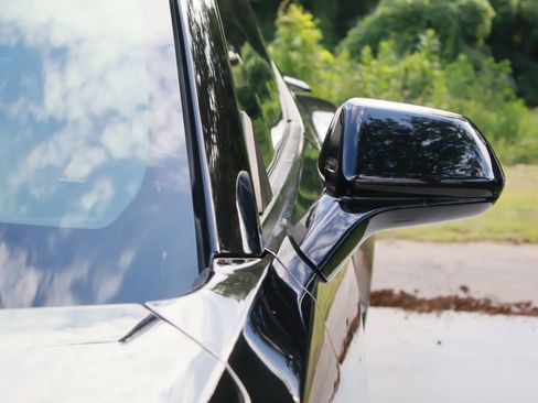 Used 2016 Chevrolet Camaro SS image 10