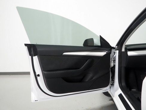 Used 2023 Tesla Model 3 RWD image 51