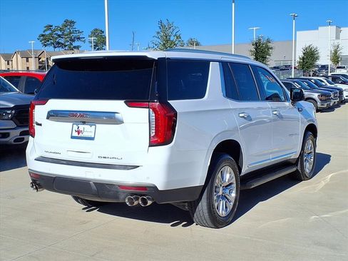 Used 2023 GMC Yukon Denali image 7