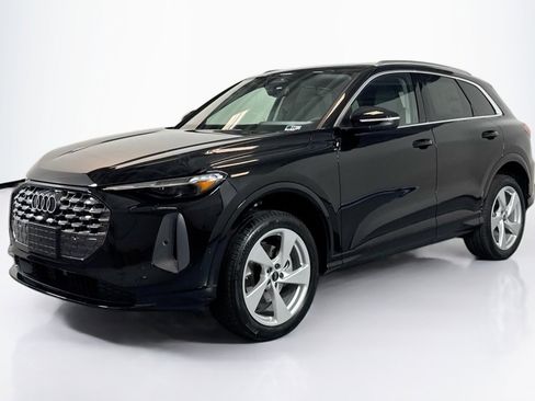 New 2025 Audi Q5 Premium Plus image 1