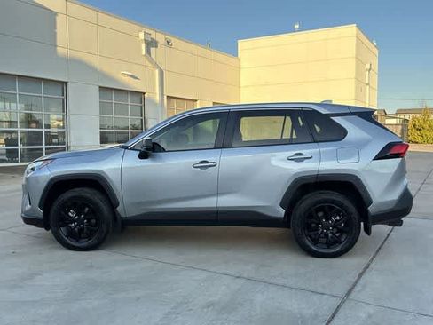 Used 2024 Toyota RAV4 LE FWD image 3