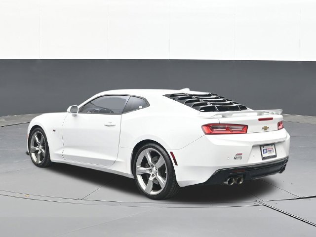 Used 2017 Chevrolet Camaro SS RWD image 10