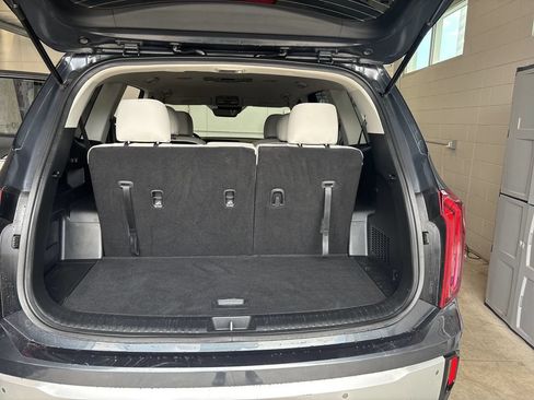 Certified 2023 Kia Telluride S FWD image 24