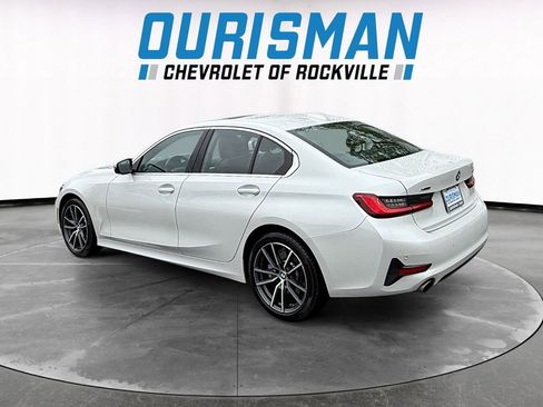 Used 2019 BMW 330i xDrive Sedan w/ Convenience Package AWD/4WD image 4