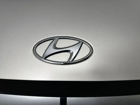 Used 2023 Hyundai Ioniq 5 SEL image 9