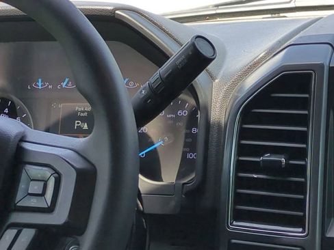 Used 2022 Ford F250 XLT w/ XLT Premium Package AWD/4WD image 20