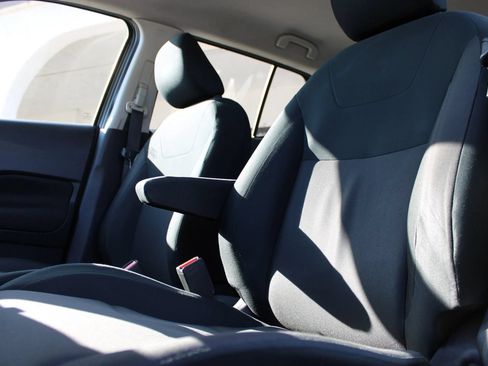 Used 2024 Nissan Kicks S FWD image 10