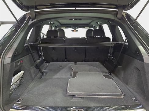 Used 2025 Audi Q7 3.0T Prestige w/ Prestige Package image 14