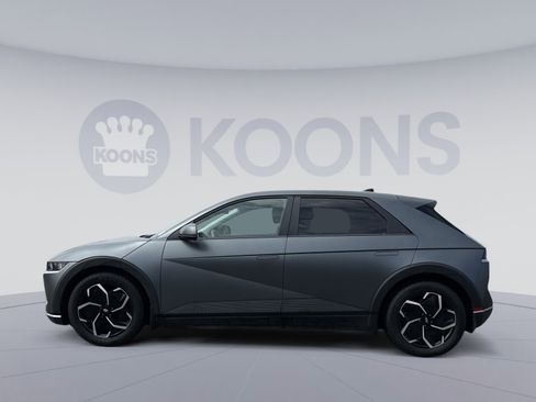 Certified 2024 Hyundai Ioniq 5 SEL RWD image 2