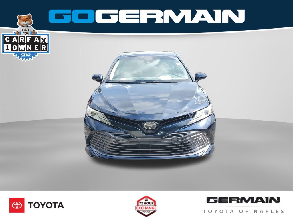 Used 2018 Toyota Camry XLE FWD image 3