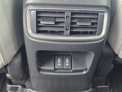 Used 2017 Honda CR-V Touring image 17