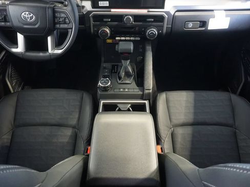 New 2026 Toyota 4Runner TRD Off-Road Premium AWD/4WD image 33
