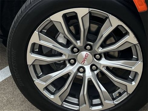 Used 2023 GMC Yukon XL Denali w/ LPO, Floor Liner Package image 10