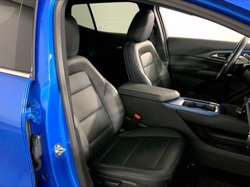 Used 2025 Chevrolet Equinox EV LT w/ Convenience Package FWD image 7