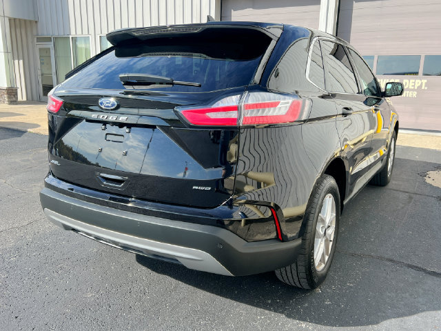 Used 2024 Ford Edge SEL w/ Convenience Package AWD/4WD image 11