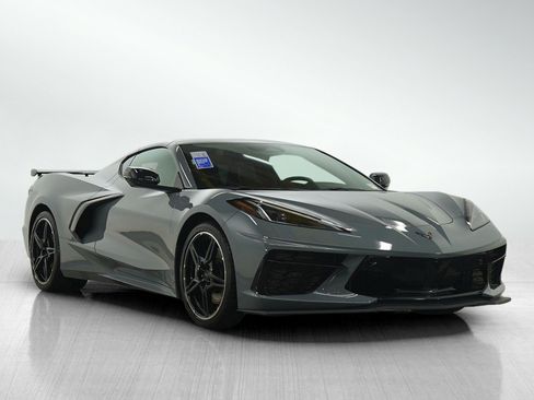 Used 2025 Chevrolet Corvette Stingray w/ Z51 Performance Package image 7