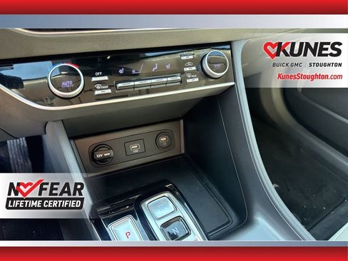 Used 2023 Hyundai Sonata SEL image 35
