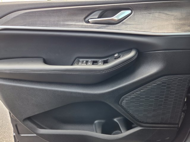 New 2026 Jeep Grand Cherokee Altitude RWD image 20