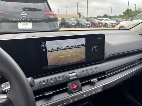 Used 2025 Kia K4 LXS image 22