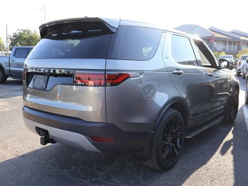 Used 2025 Land Rover Discovery S AWD/4WD image 7