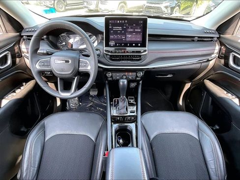 Used 2022 Jeep Compass Trailhawk AWD/4WD image 20