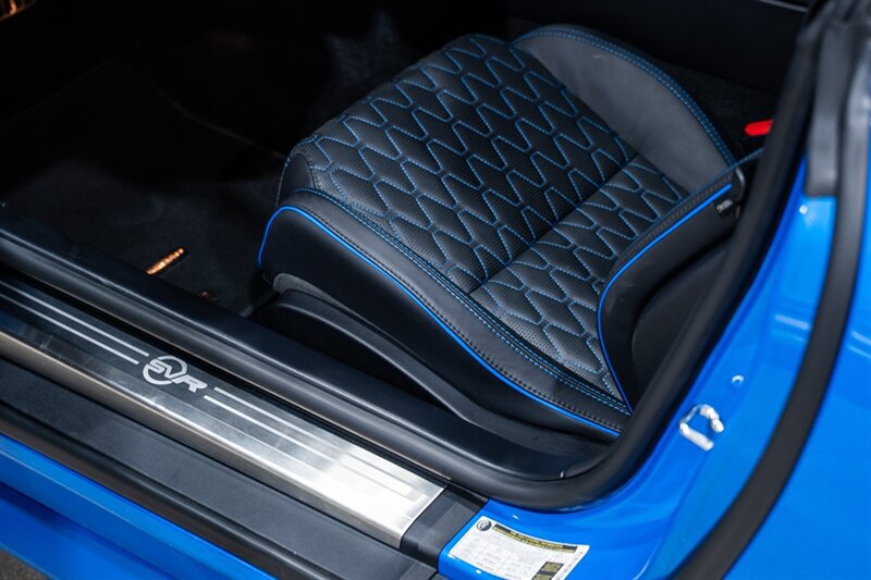 Used 2018 Jaguar F-TYPE SVR AWD/4WD image 24
