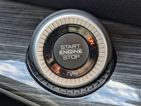 Used 2022 Jeep Wagoneer Series III image 27