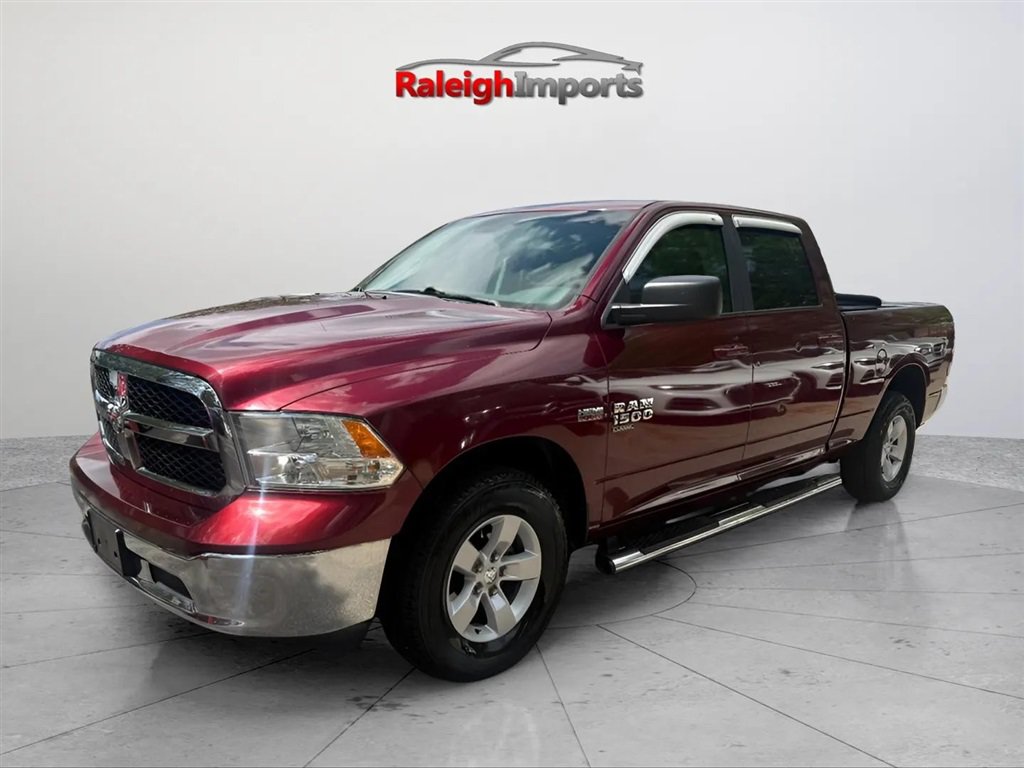 Used 2020 RAM 1500 Classic SLT AWD/4WD image 3
