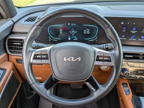 Used 2024 Kia Telluride EX X-Line image 14