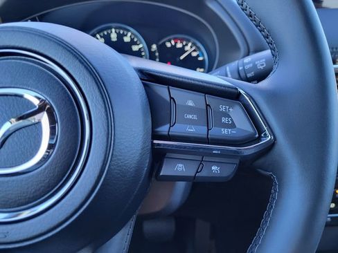 New 2025 MAZDA CX-5 Signature image 9