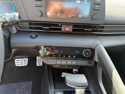 New 2026 Hyundai Elantra Sport FWD image 30