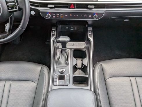 Used 2024 Kia Sorento S w/ Panoramic Sunroof Package FWD image 21