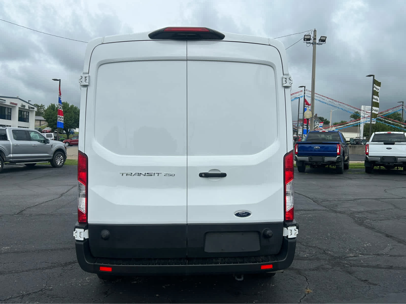 Used 2024 Ford Transit 250 148 Medium Roof w/ Load Area Protection Package RWD image 6
