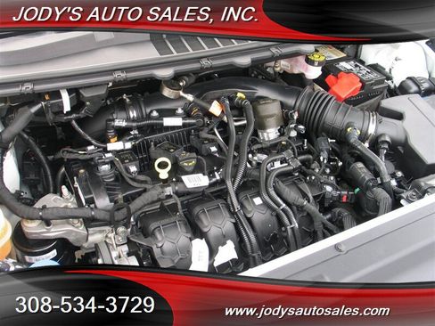 Used 2024 Ford Edge SE w/ Black Appearance Package AWD/4WD image 30