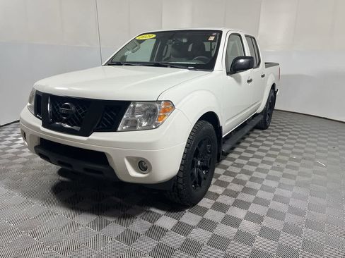 Used 2019 Nissan Frontier SV w/ Value Truck Package RWD image 4