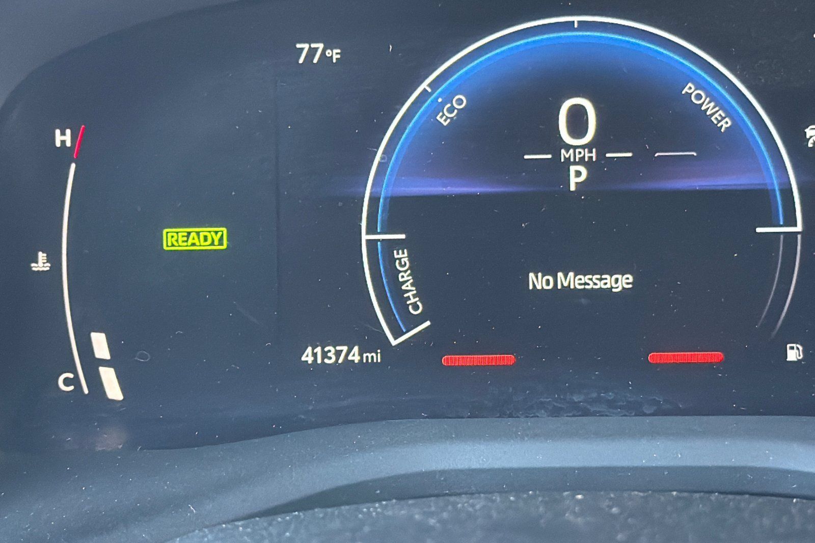 Used 2025 Toyota Camry SE FWD image 25