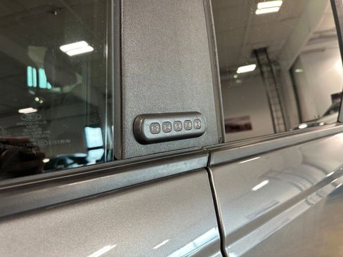 Used 2024 Ford Bronco Everglades AWD/4WD image 14