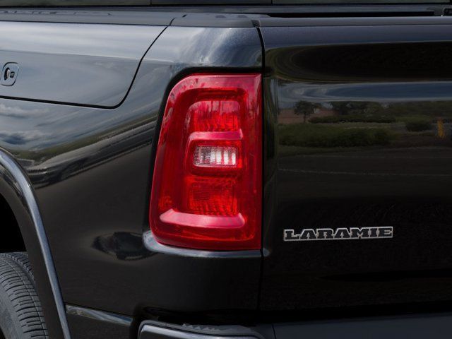 New 2027 RAM 1500 Laramie AWD/4WD image 9