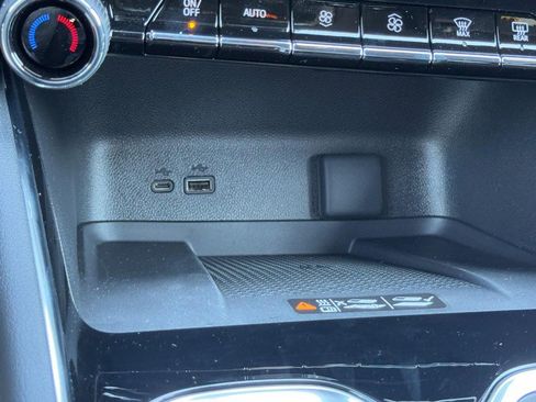 New 2026 Chevrolet Traverse LT FWD image 31