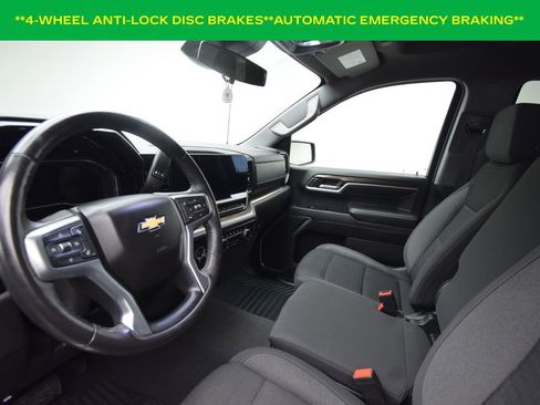 Used 2022 Chevrolet Silverado 1500 LT image 11